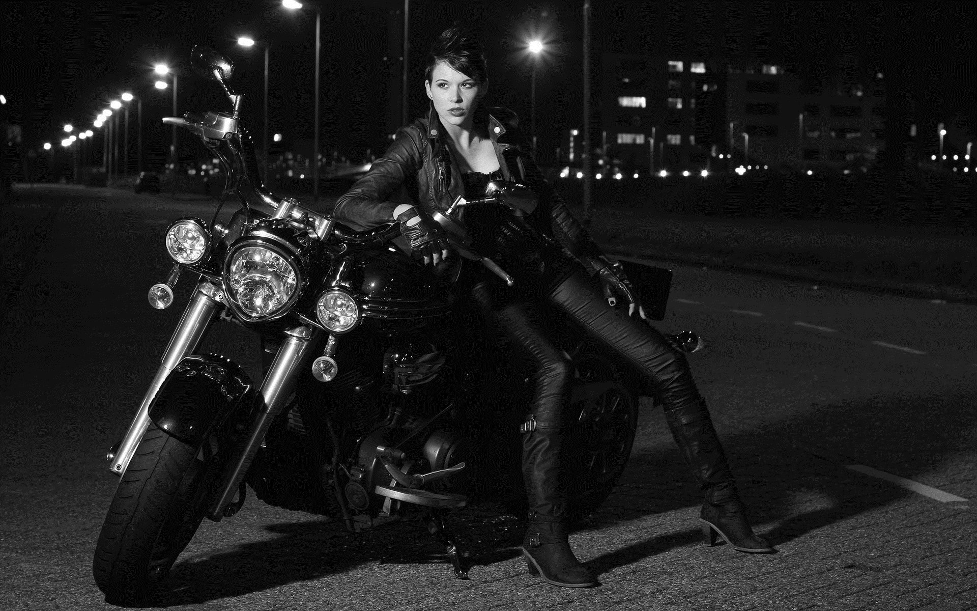 Photo Beautiful girls and motorcycles in Huaihua